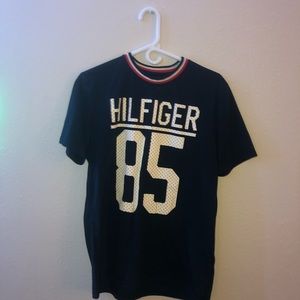 Tommy Hilifiger shirt
